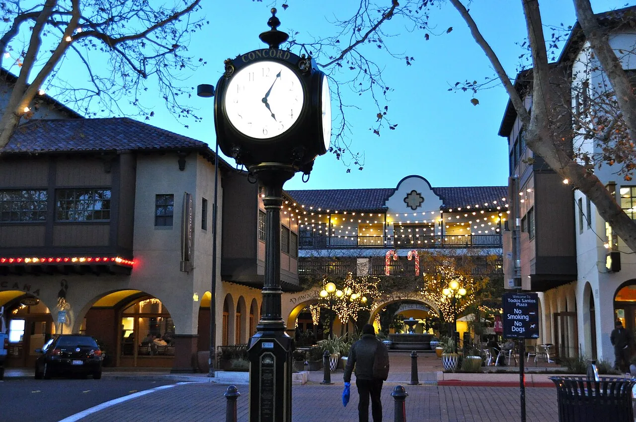 Todos Santos Plaza clock in downtown Concord, CA Todos Santos Plaza clock in downtown Concord, CA