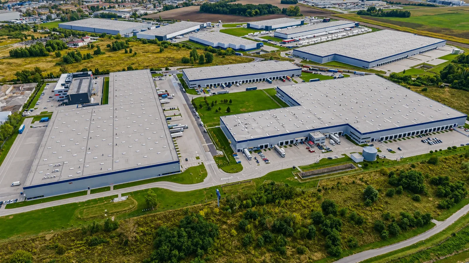 Warehouse roofing in Concord, CA